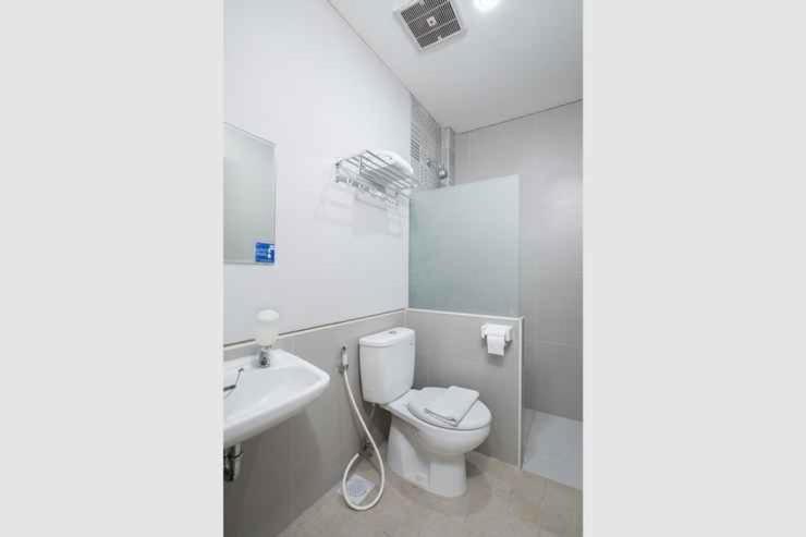 D'Carol Hotel Surabaya Room photo